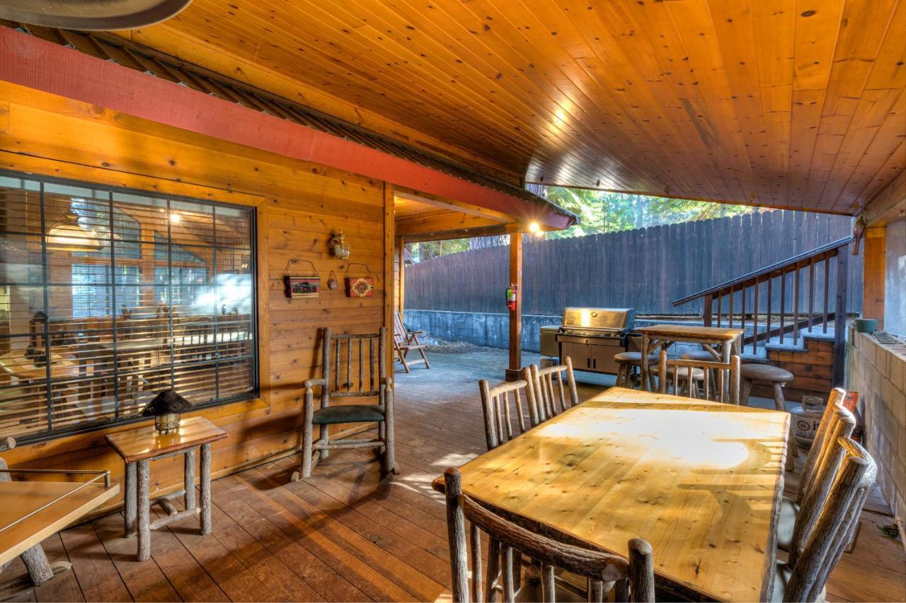 Rock Front Lodge Fish Camp Luaran gambar