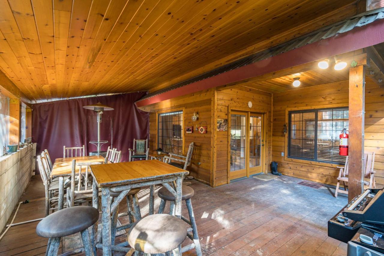 Rock Front Lodge Fish Camp Luaran gambar